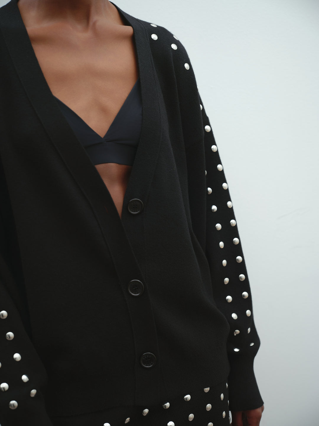 Cardigan AKEP con borchie