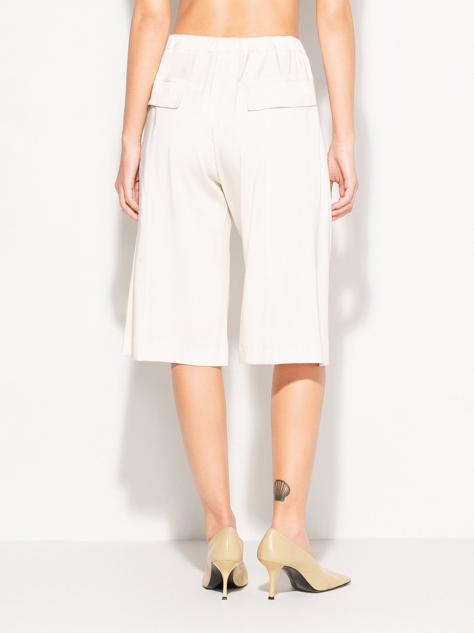 Bermuda AKEP ampi al ginocchio