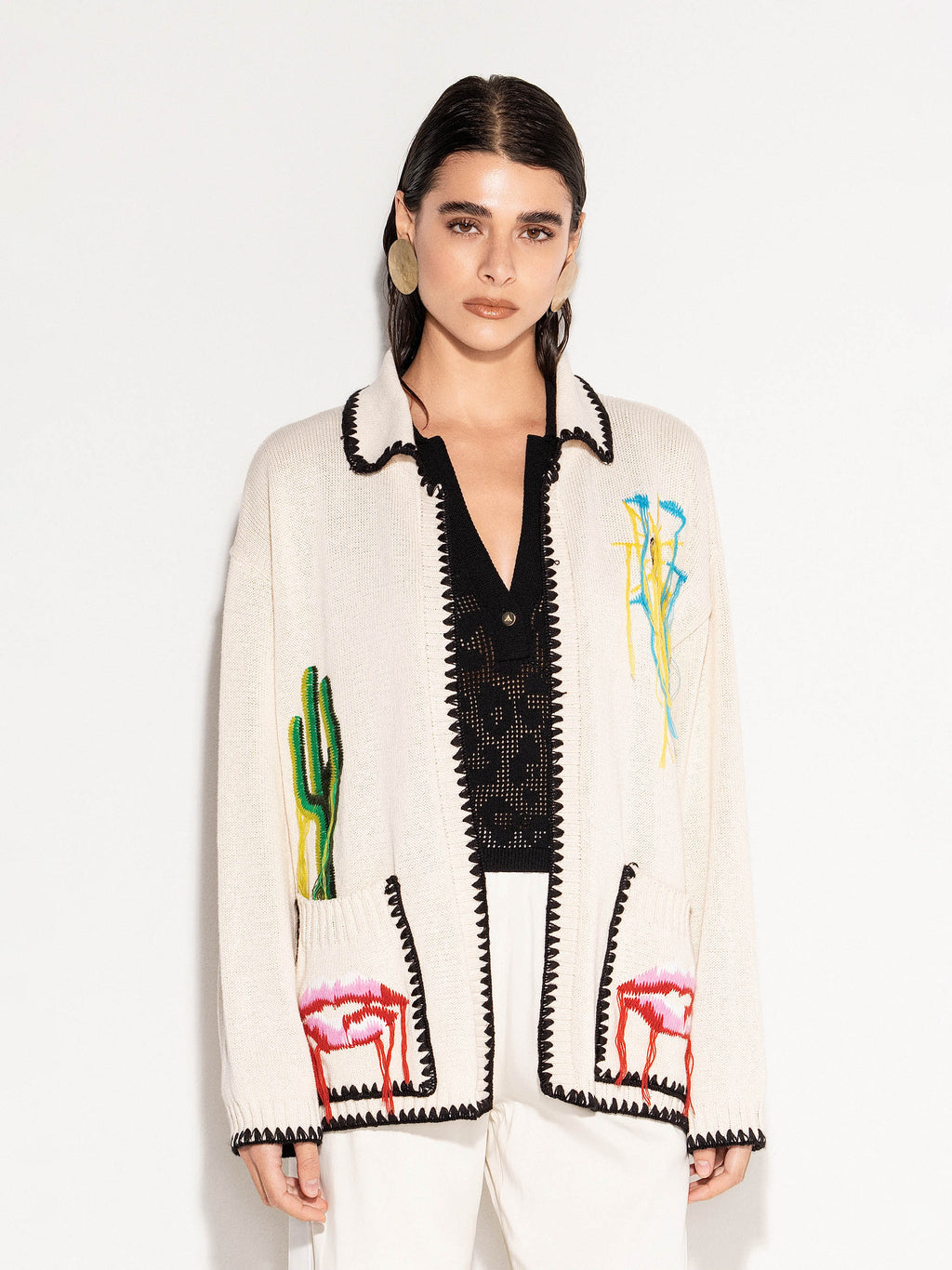 Cardigan AKEP con patch e bordi a contrasto