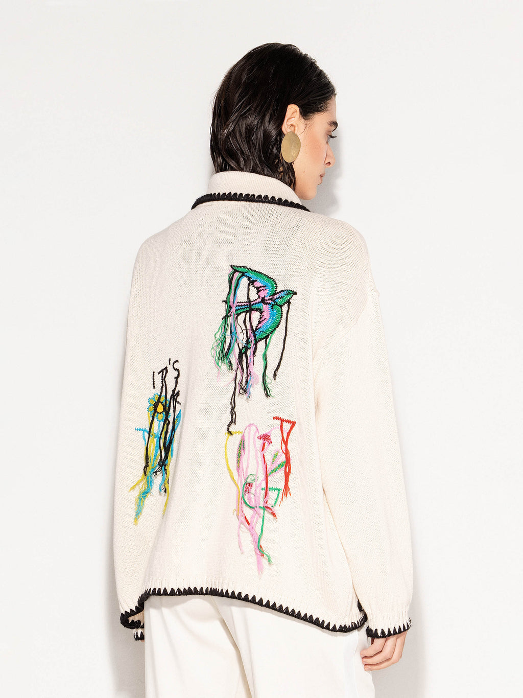 Cardigan AKEP con patch e bordi a contrasto
