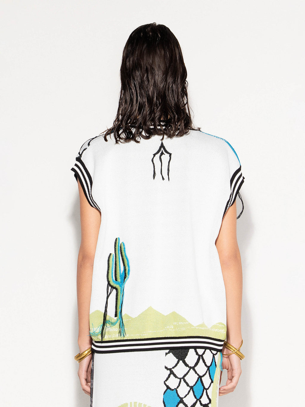 Top AKEP con scollo a V senza maniche