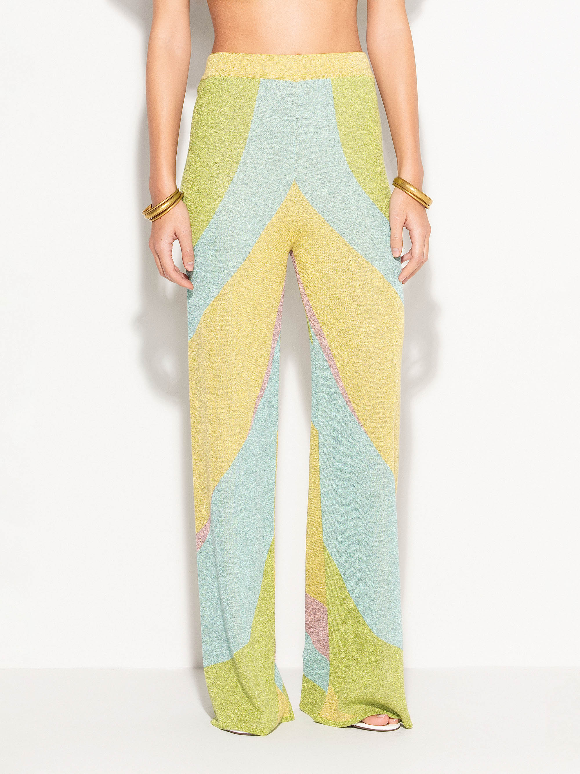 Pantaloni AKEP a gamba ampia con motivo chevron