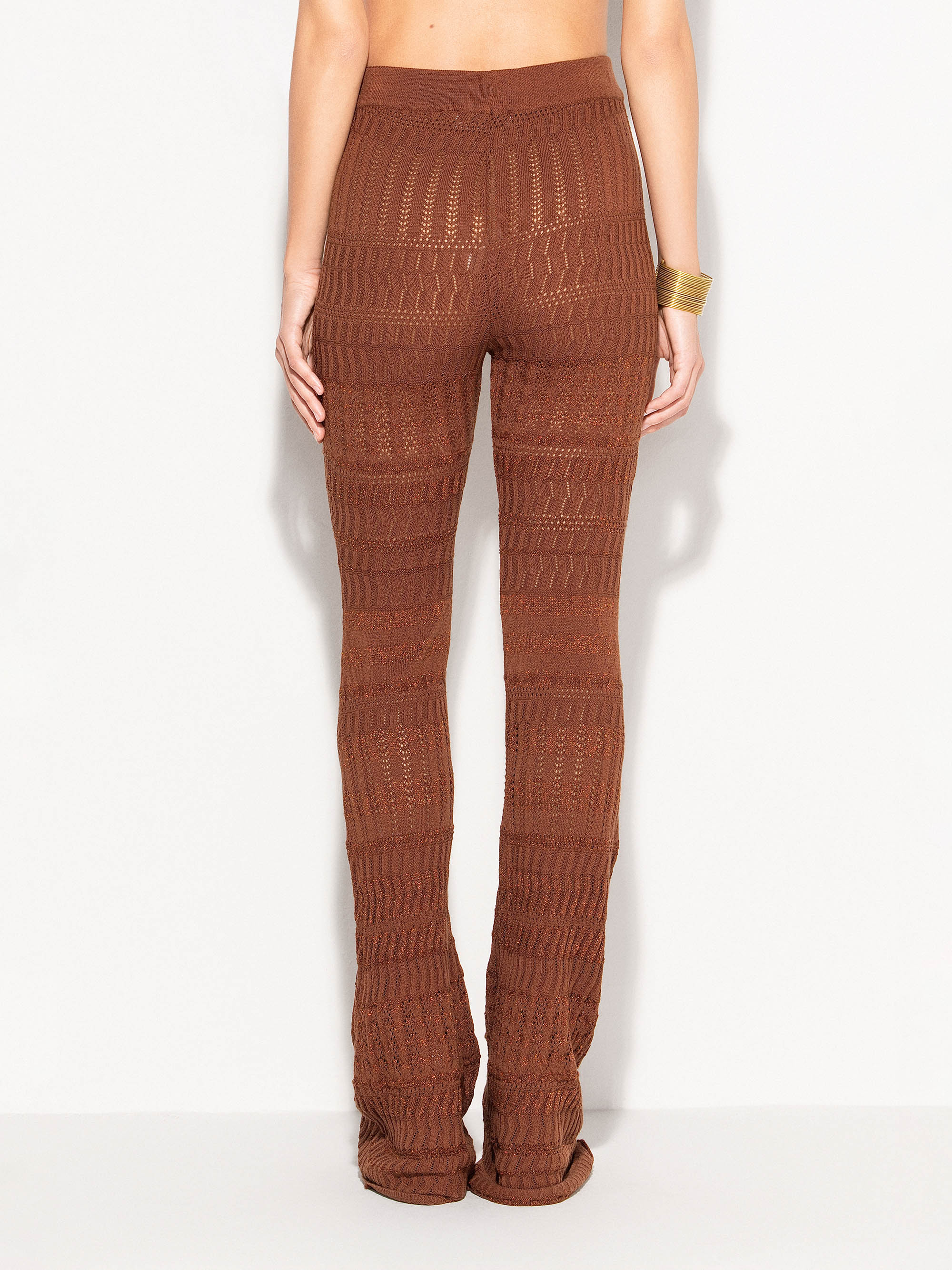 Pantaloni AKEP a gamba dritta tinta unita