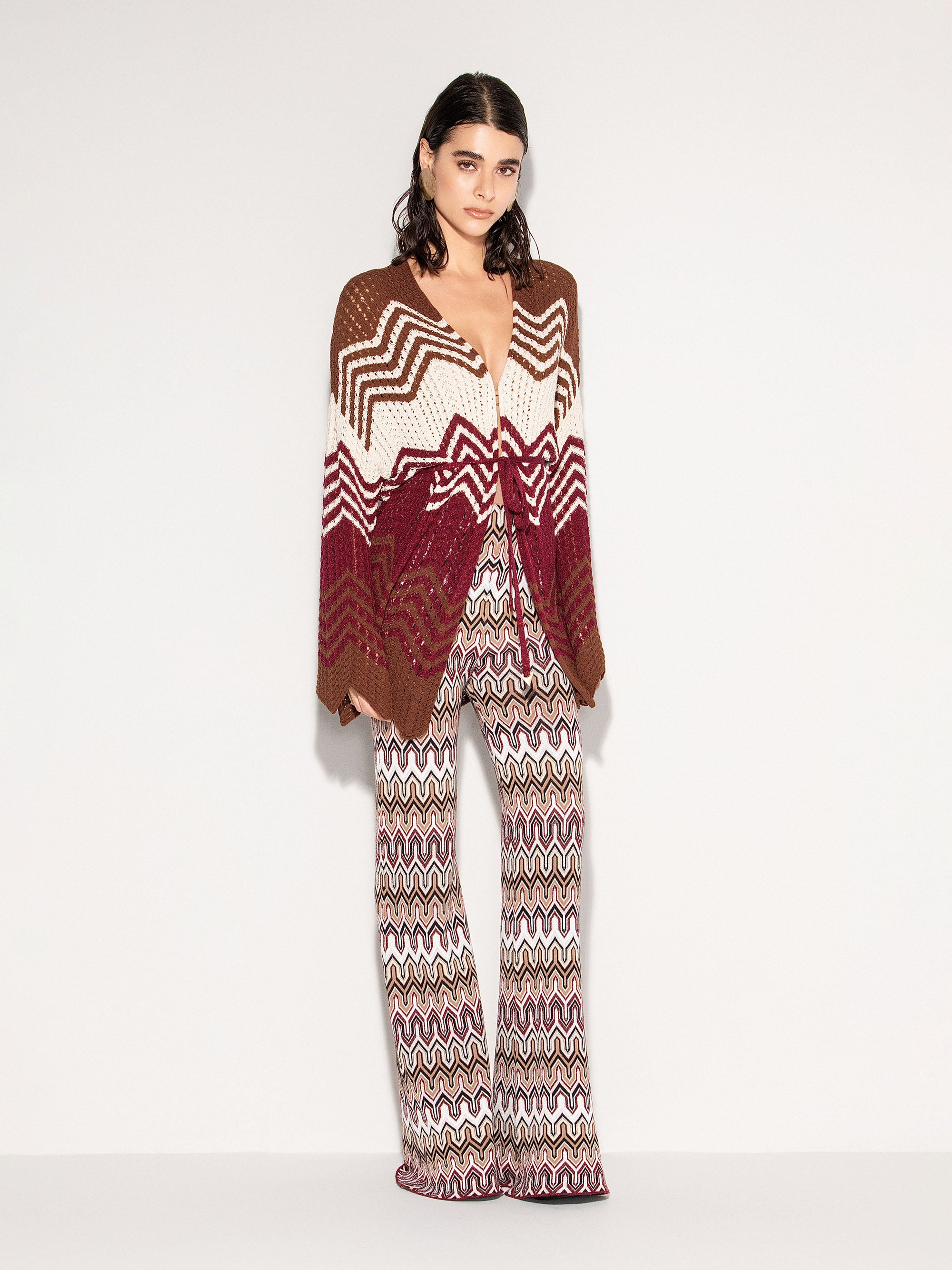 Pantaloni AKEP a gamba ampia con motivo geometrico