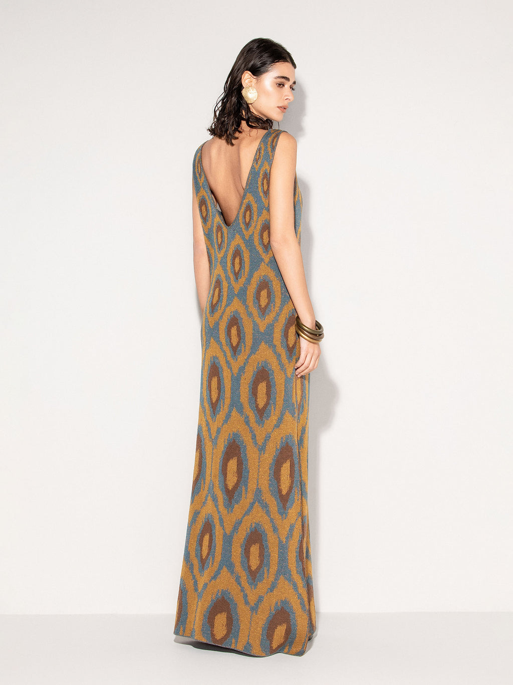 Abito lungo AKEP smanicato con motivo geometrico