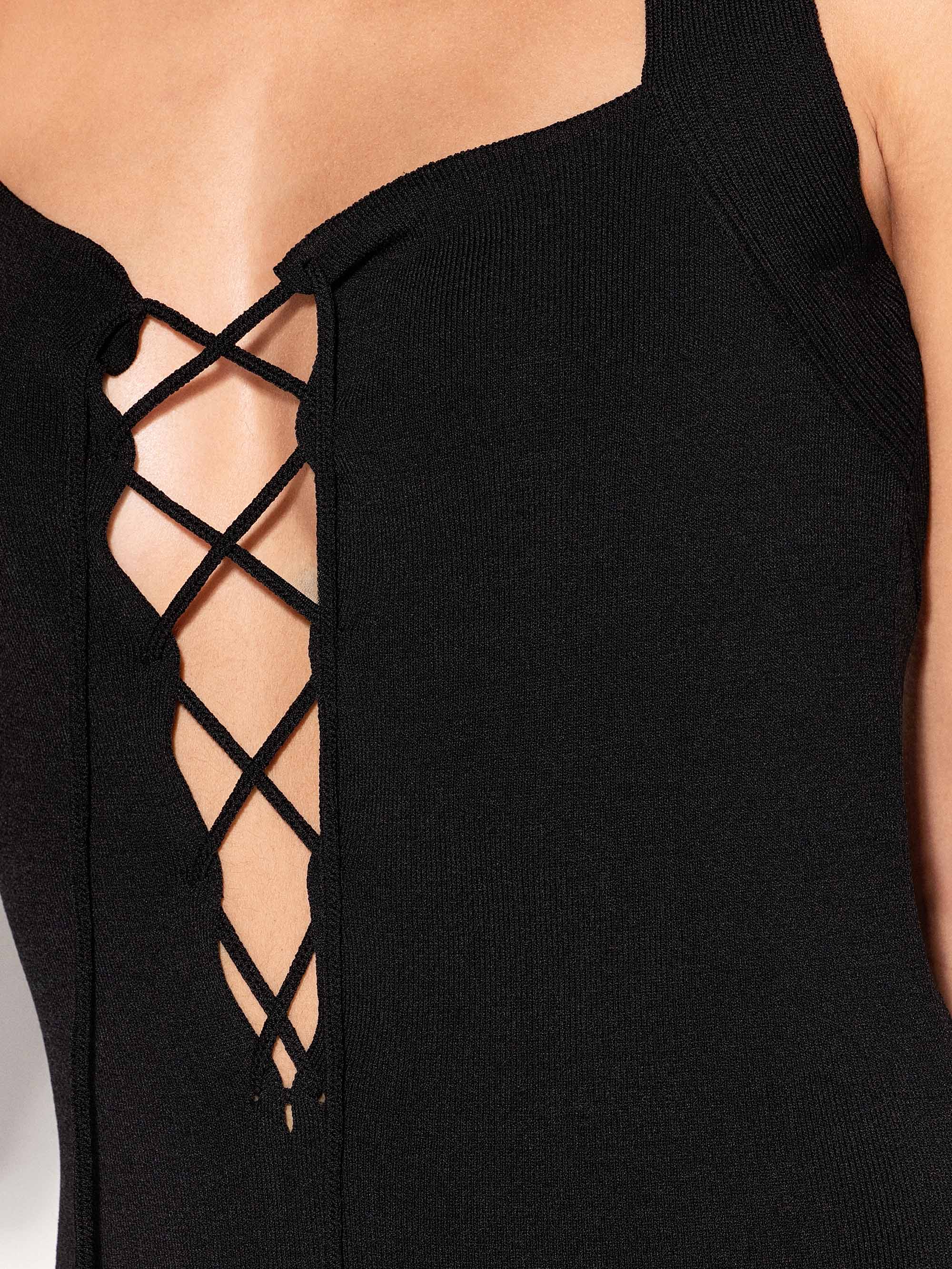 Abito lungo AKEP con spacco laterale