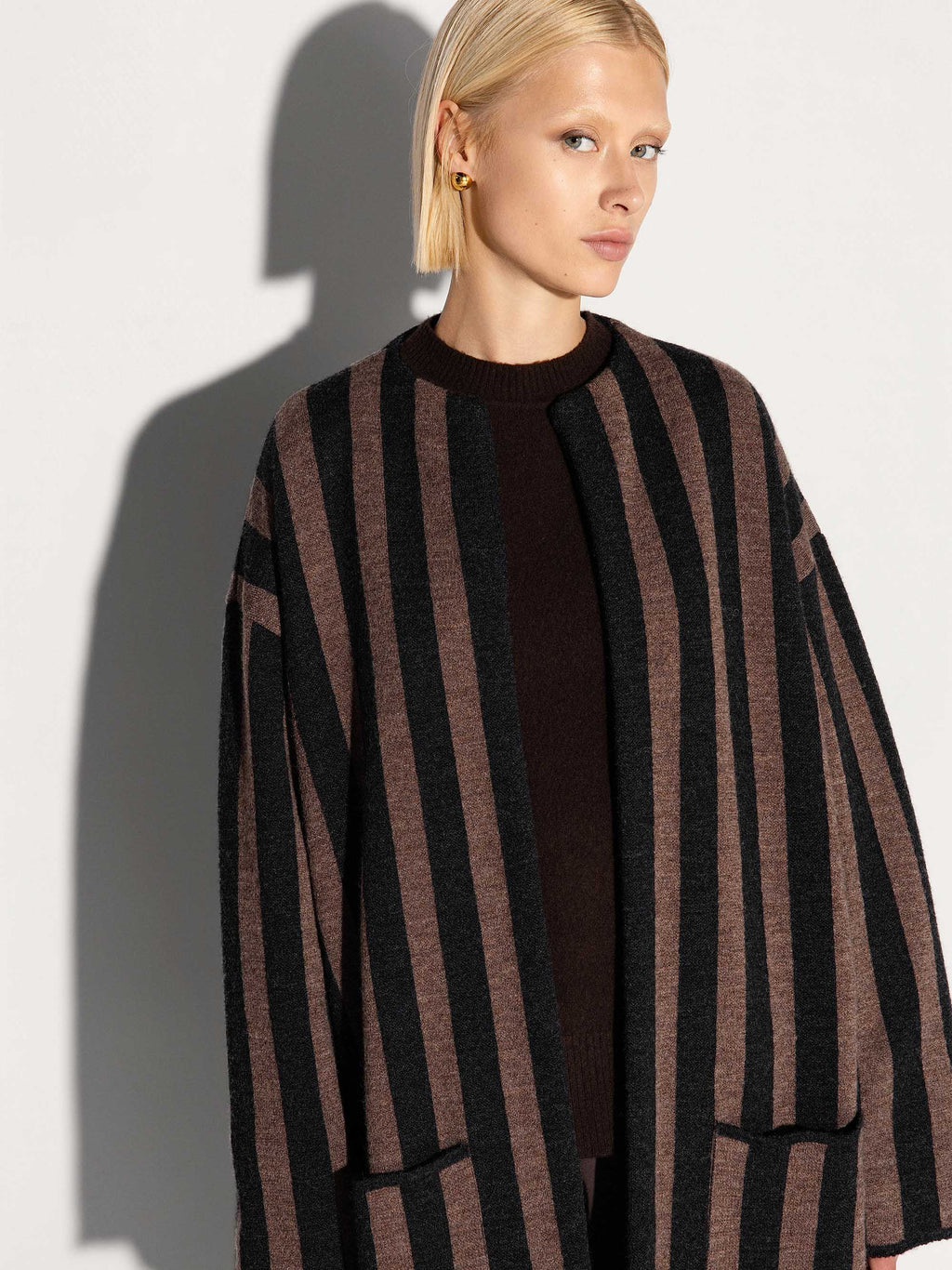 Cappotto AKEP lungo in lana vergine