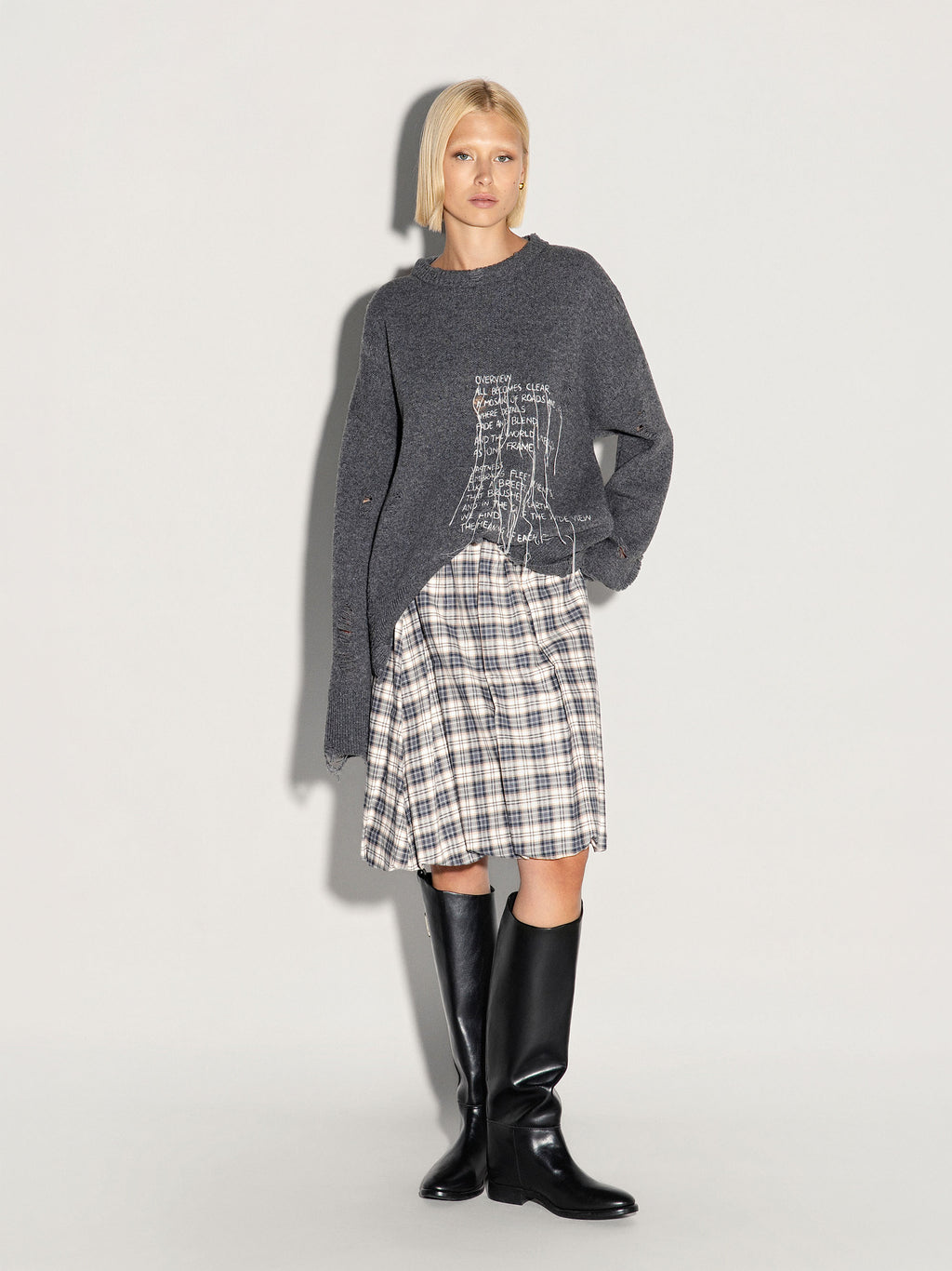Pullover girocollo AKEP ricamato