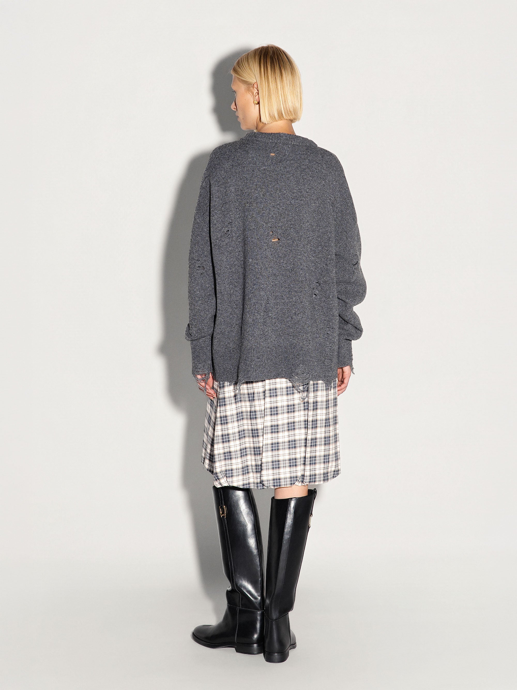Pullover girocollo AKEP ricamato