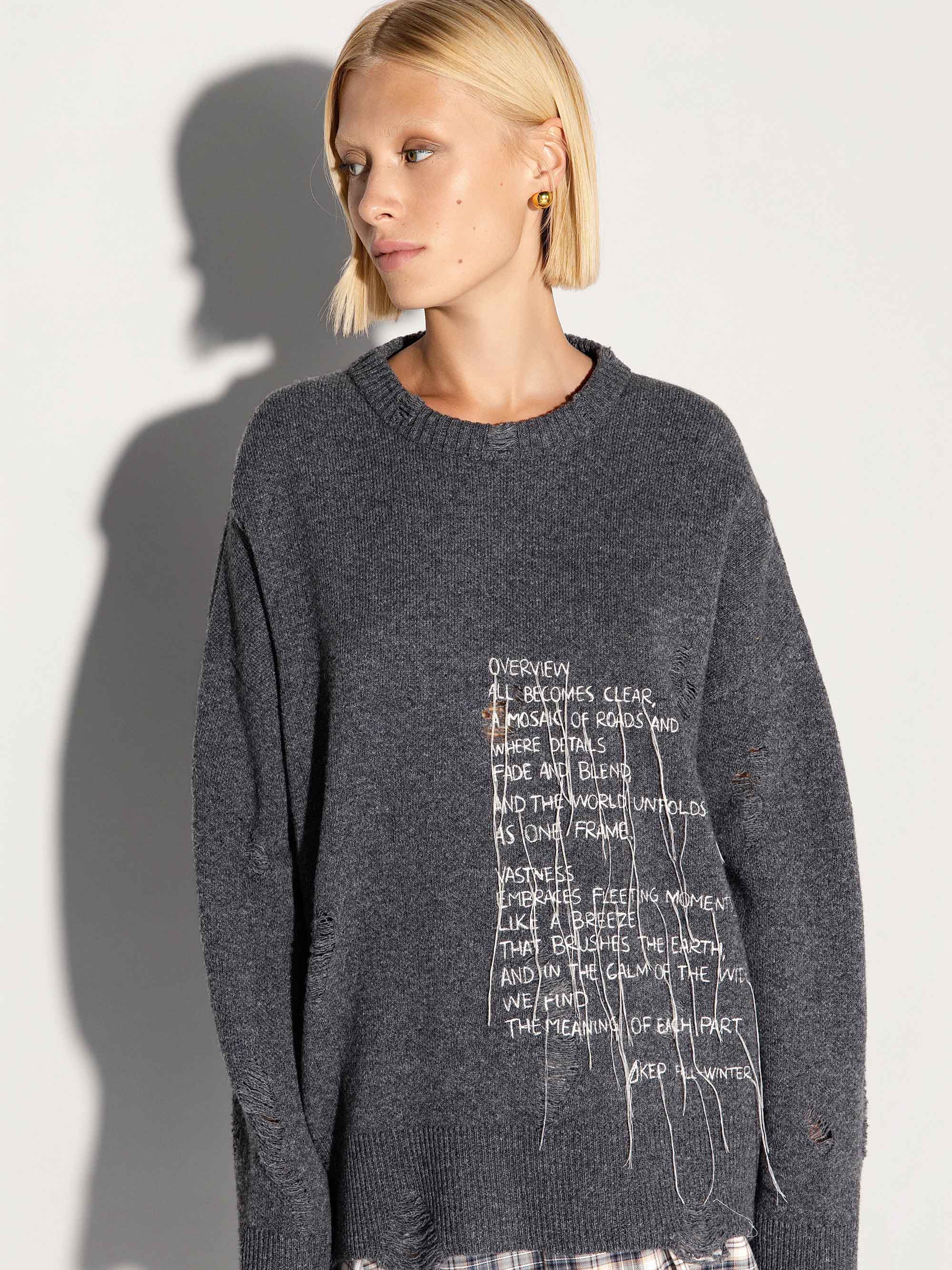 Pullover girocollo AKEP ricamato