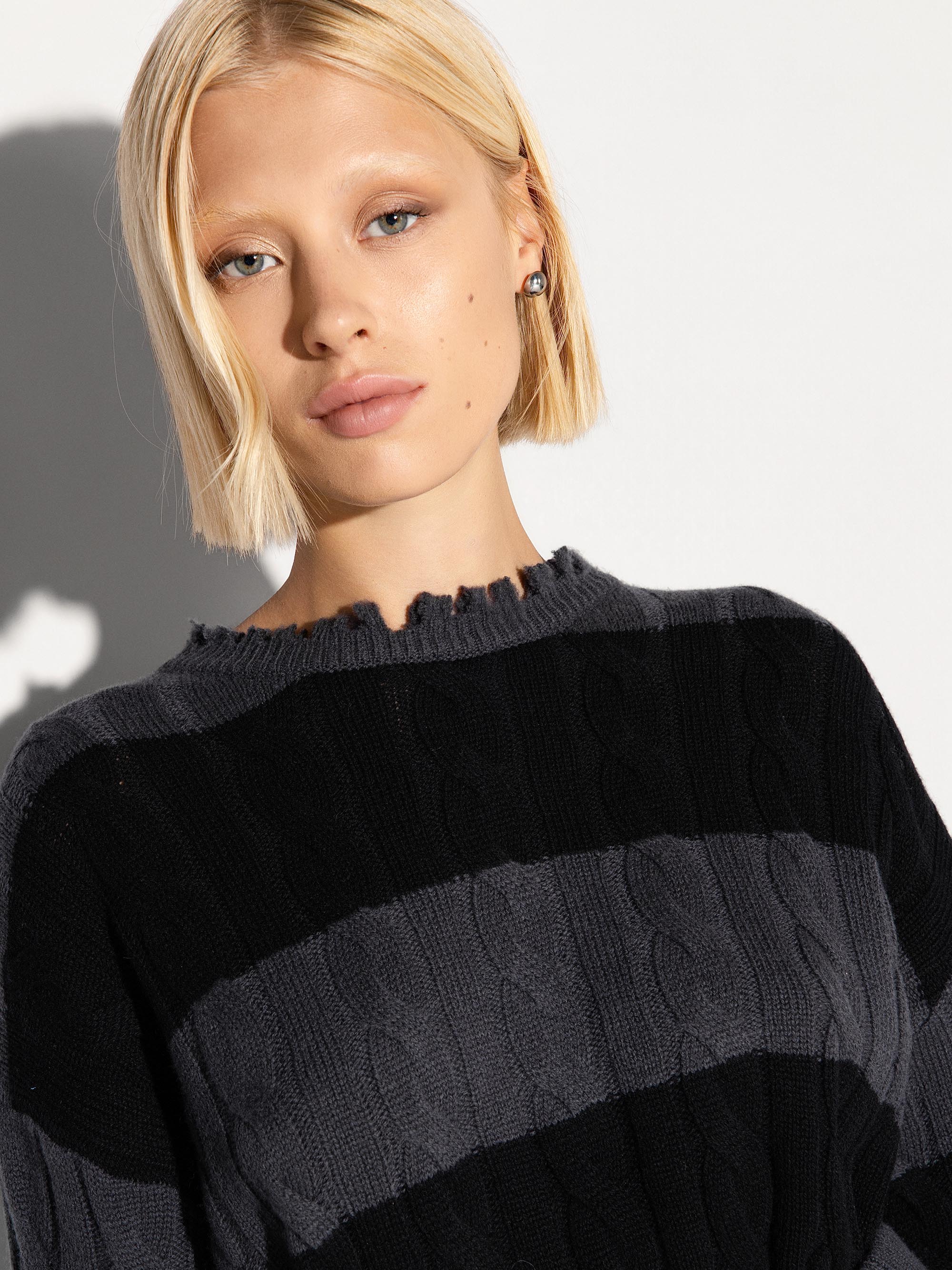 Pullover girocollo AKEP a trecce