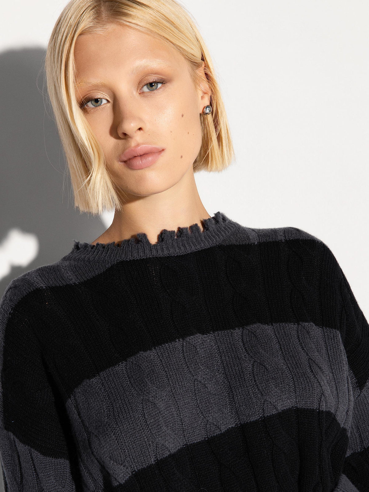 Pullover girocollo AKEP a trecce