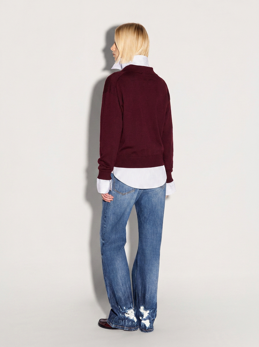 Pullover AKEP scollo a V ricamato