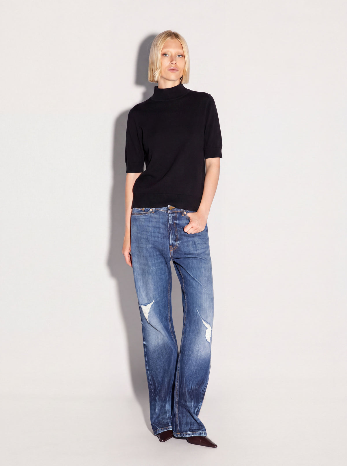 Pullover dolcevita AKEP ricamato manica corta