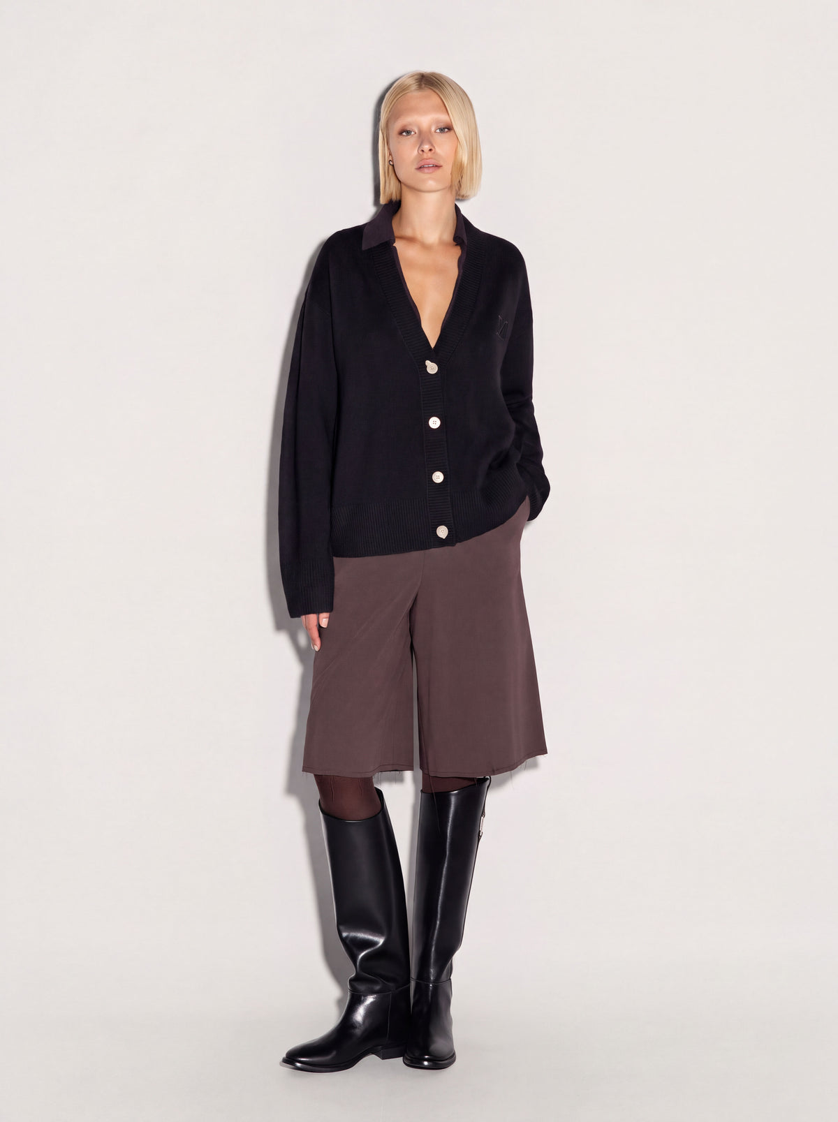 Cardigan AKEP ricamato in cashmere