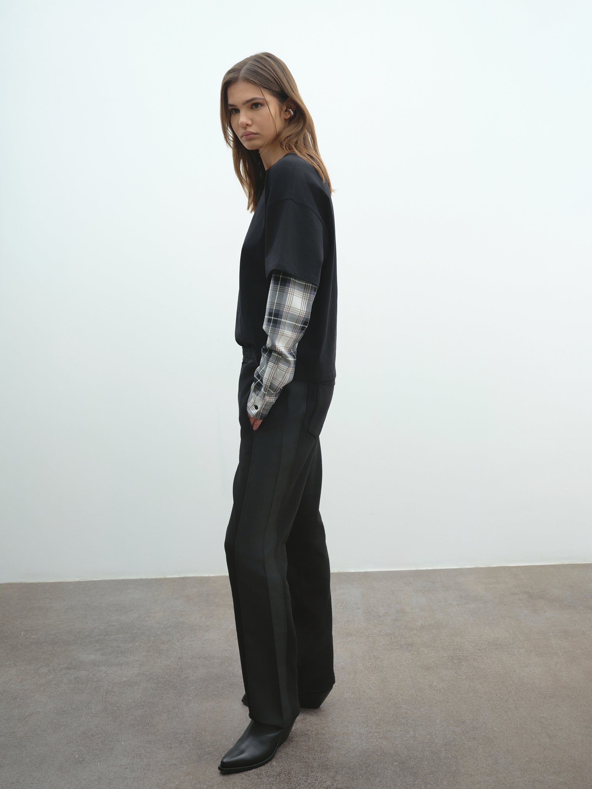 Pantalone AKEP in felpa con banda laterale