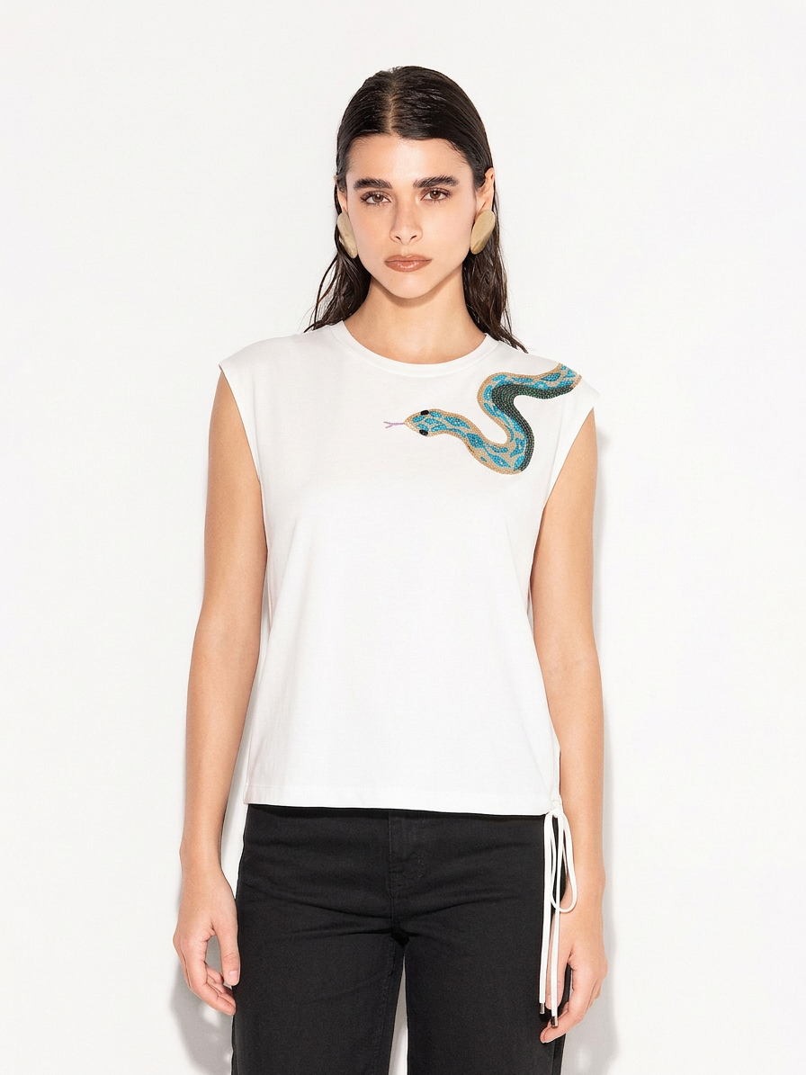 Top smanicato con applicazione paillettes AKEP