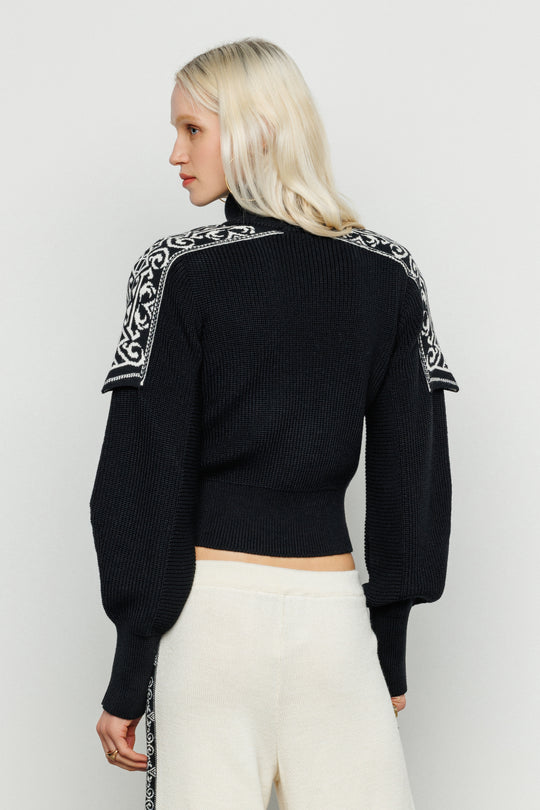 PULLOVER CROP AKEP CON SPALLINE IN JACQUARD