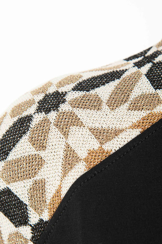T-shirt AKEP smanicata con spallone jacquard